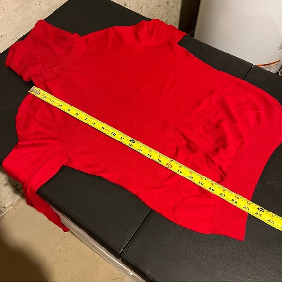 Ralph Lauren Women's M Turtleneck Sweater Red Viscose Cashmere Blend - Picture 4 of 5